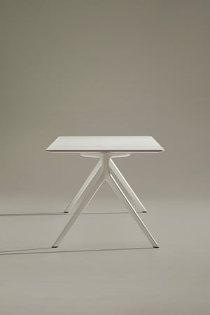 Axyl_Tables_Mood_Images_30.jpeg