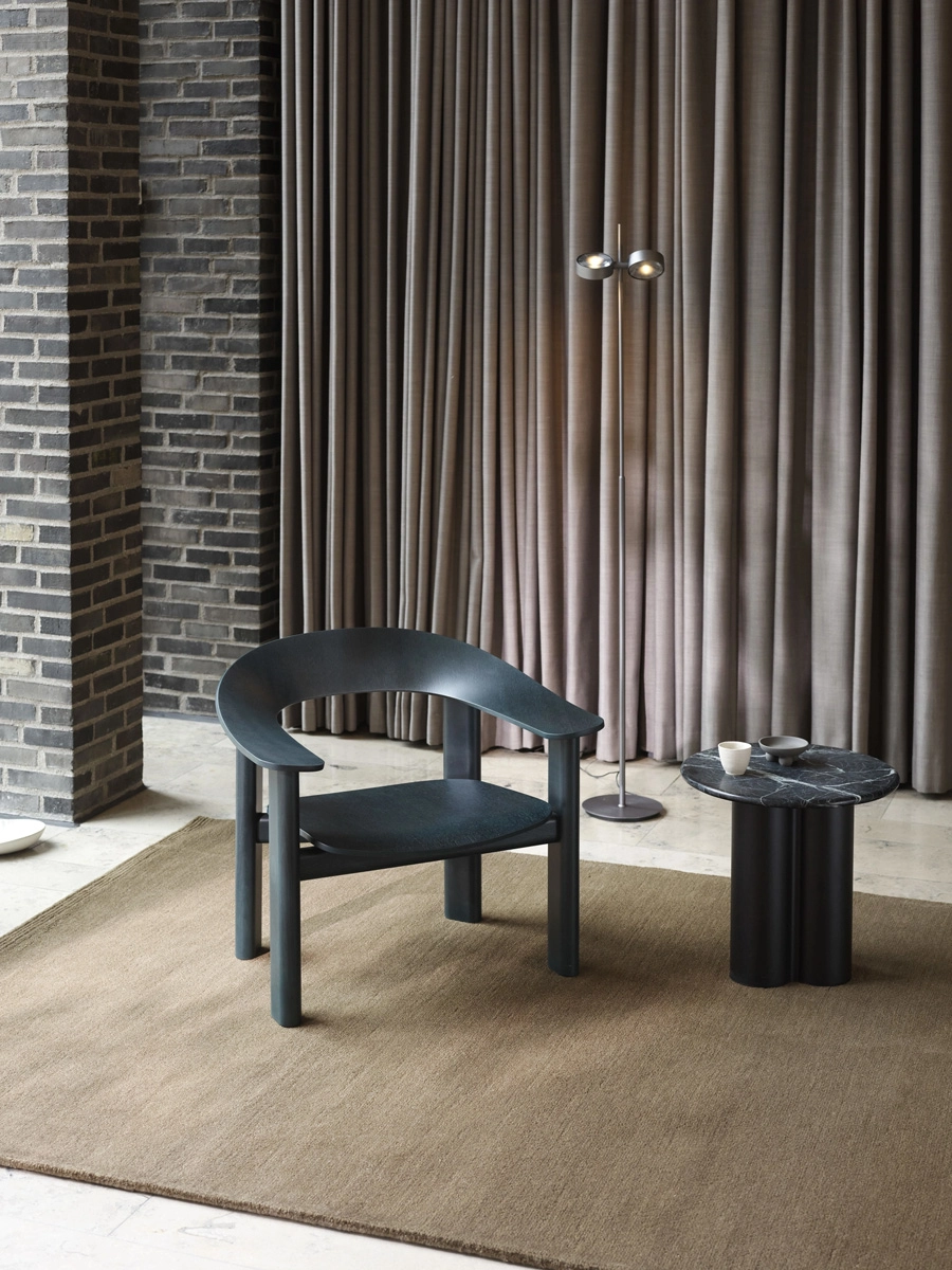 Curve_Chairs