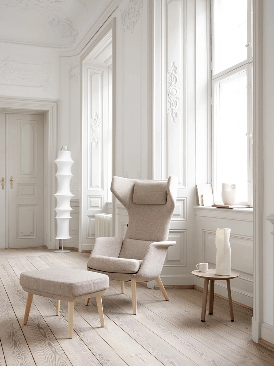 Tarry_Chairs